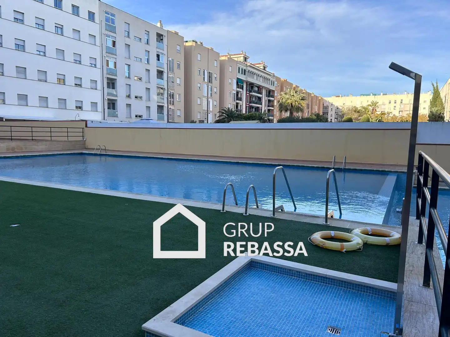 Piscina de Planta baja en venta en  Palma de Mallorca con Aire acondicionado, Calefacción y Jardín privado
