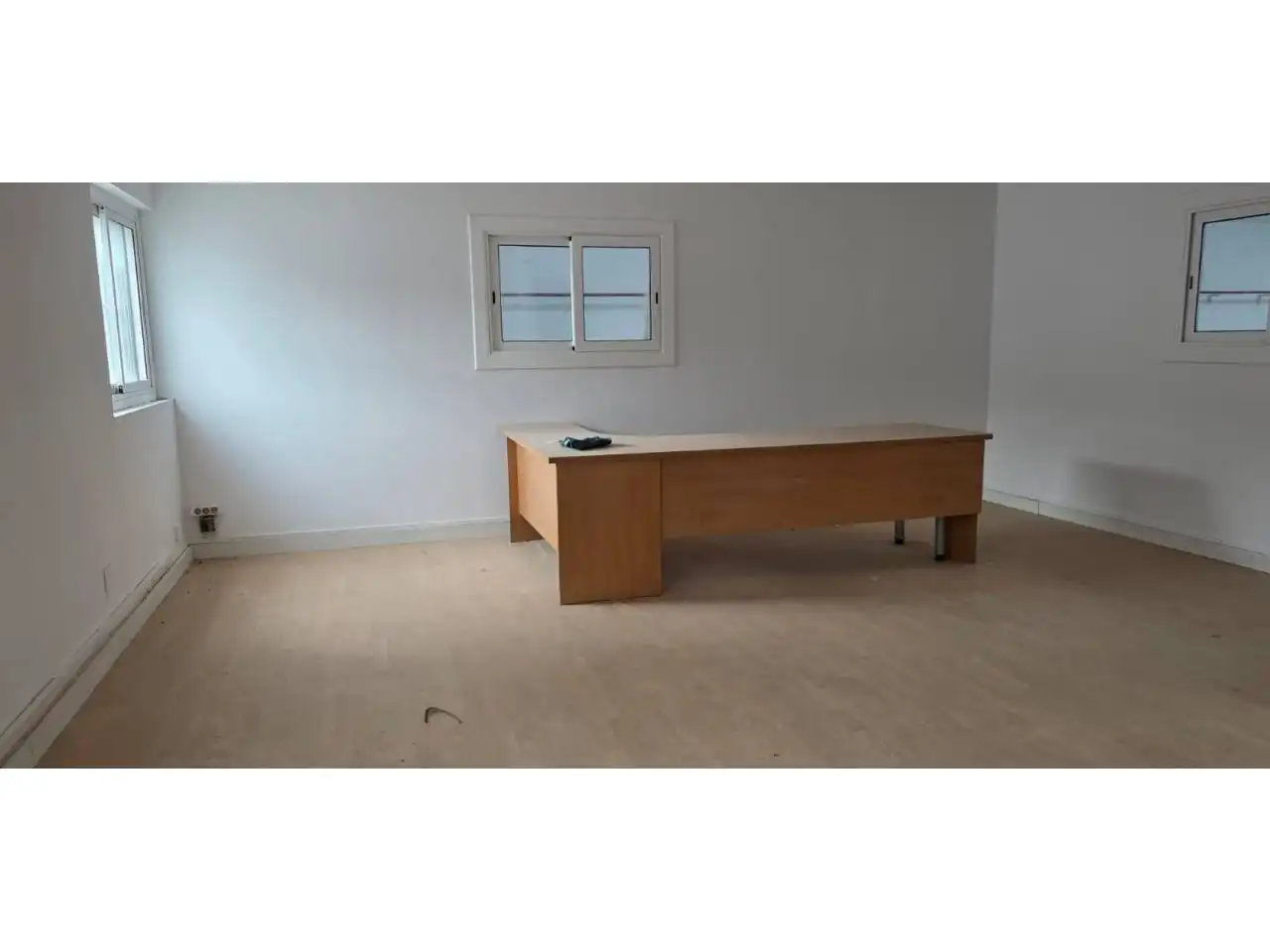 Schlafzimmer von Fabrikhallen zur Miete in La Roca del Vallès