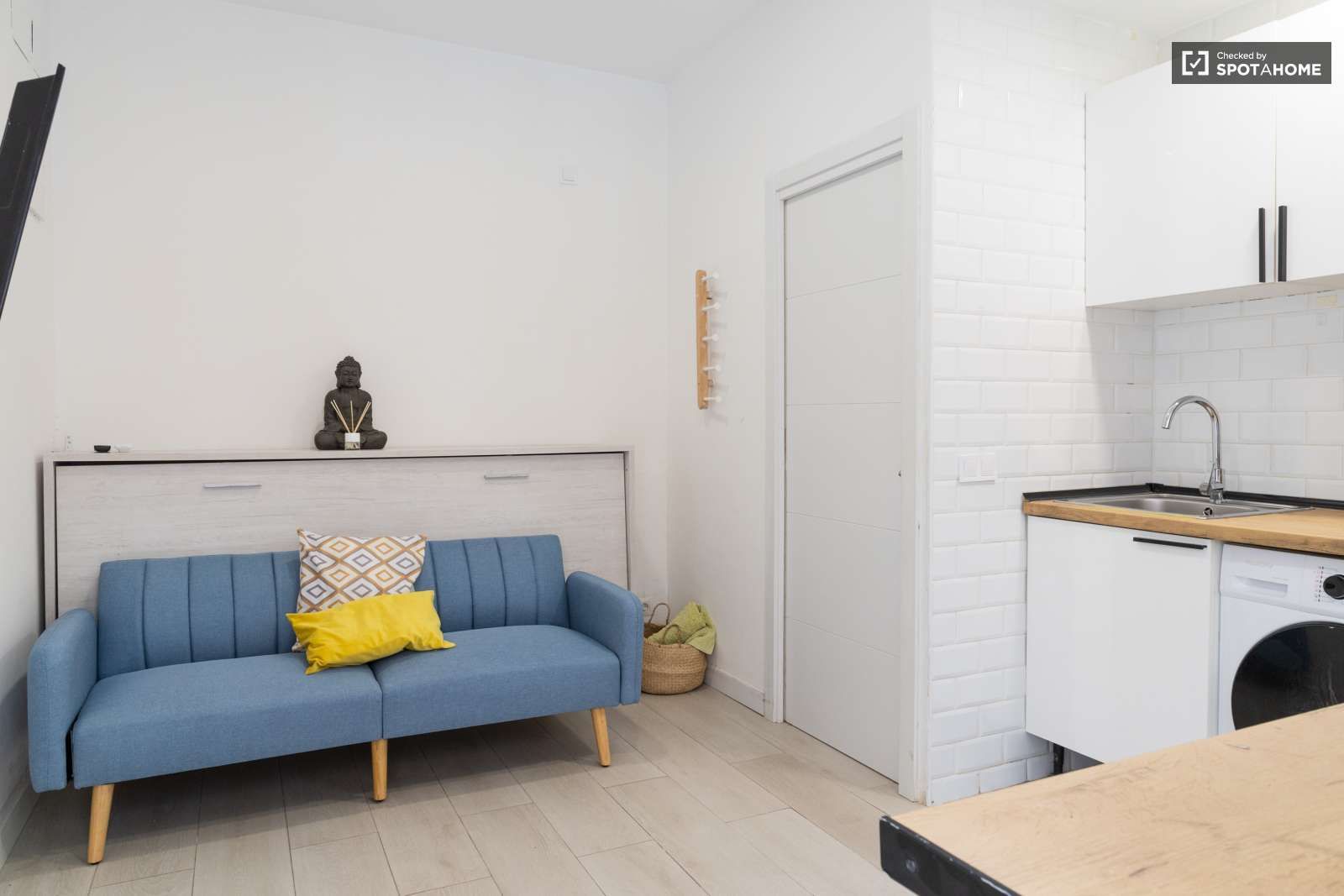 Dormitori de Apartament per a compartir en  Madrid Capital amb Aire condicionat, Calefacció i Terrassa