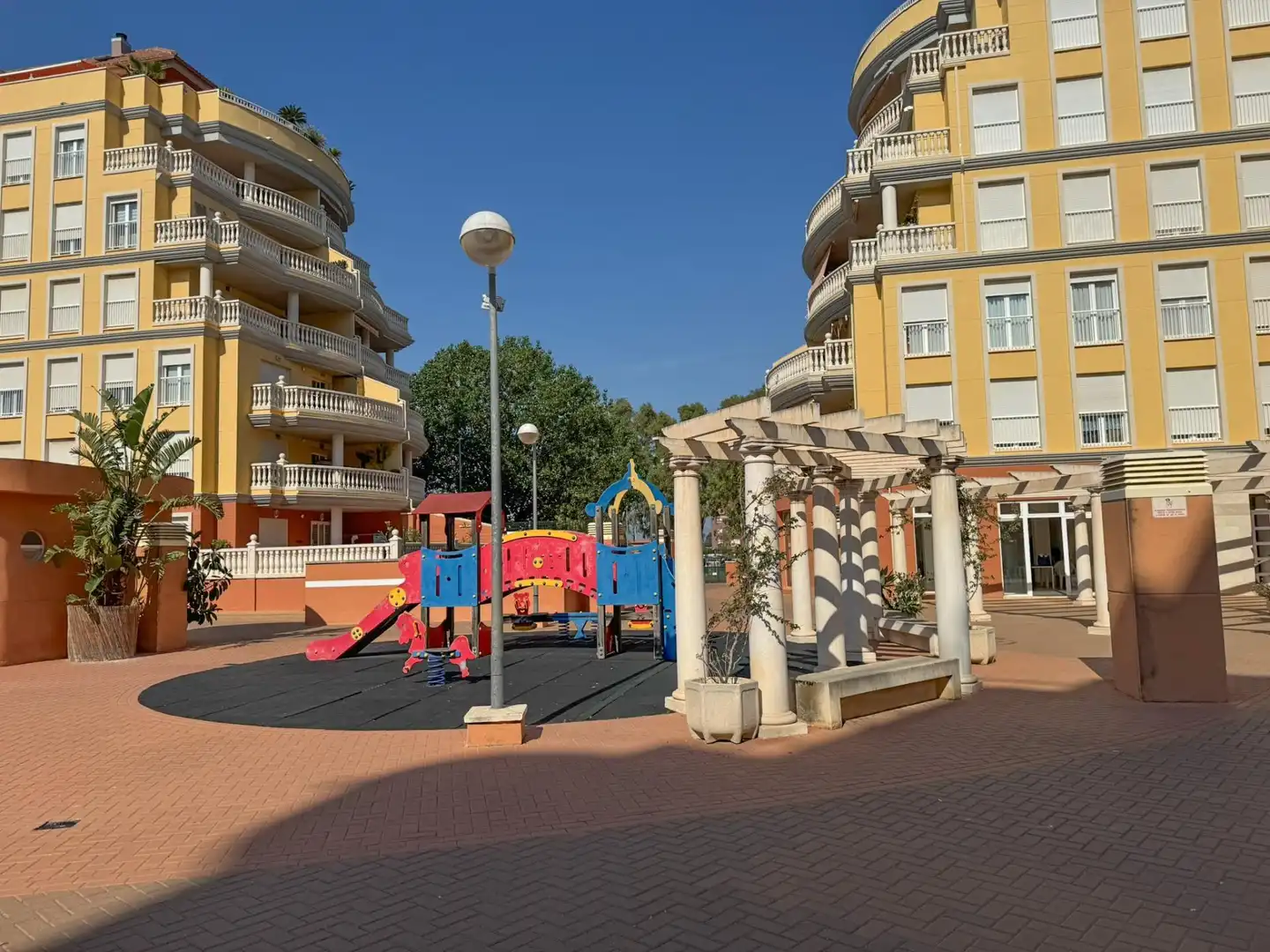 Vista exterior de Apartament en venda en Dénia