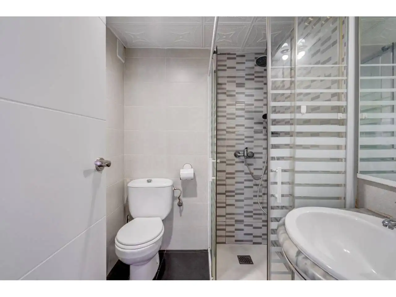 Bany de Pis en venda en Hernani amb Calefacció, Terrassa i Balcó