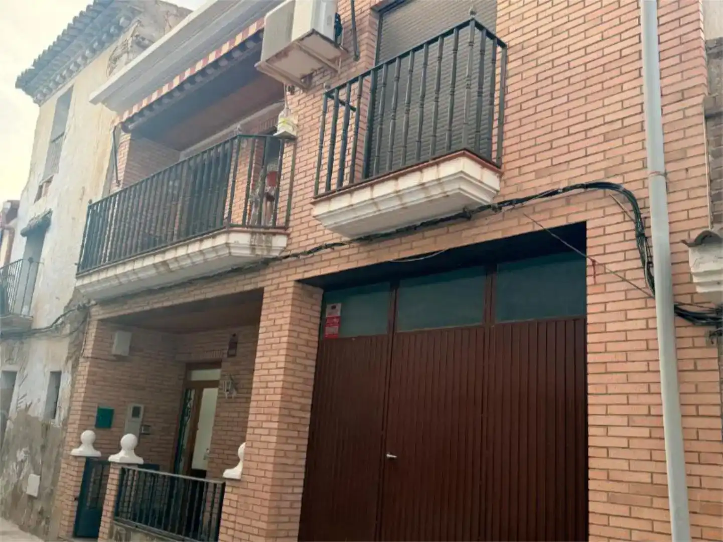 Vista exterior de Piso en venta en Escatrón con Aire acondicionado, Amueblado y Balcón