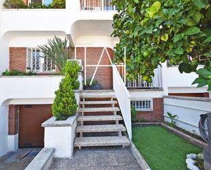 Exterior view of Single-family semi-detached to rent in Alella  with Air Conditioner, Heating and Swimming Pool