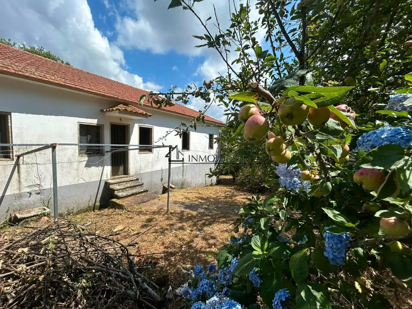 Vista exterior de Casa o xalet en venda en Forcarei amb Calefacció, Jardí privat i Traster
