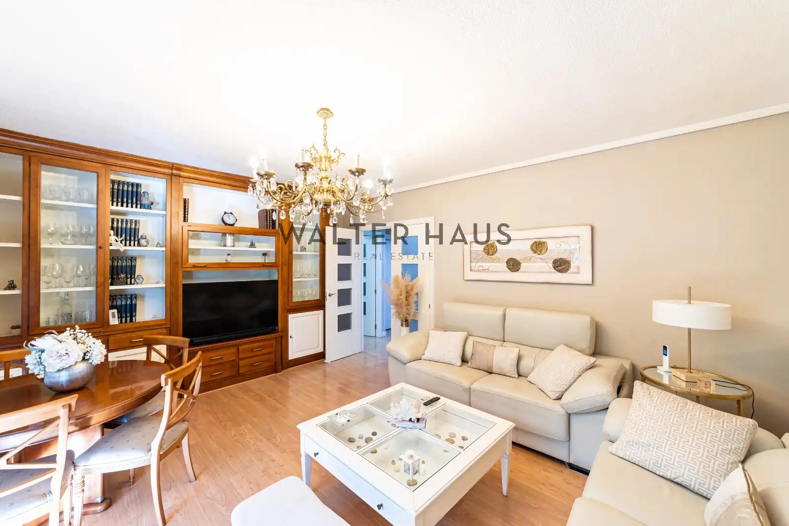 Flat with lift for sale in Travesía Santa María Magdalena, imagen 4