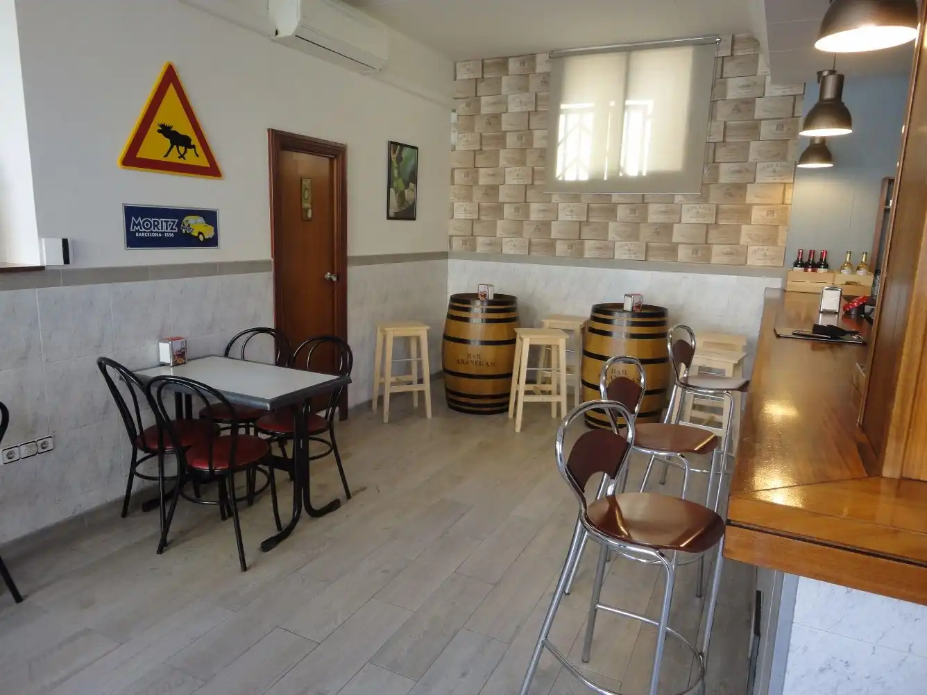 Business premises for sale in Sant Vicenç Dels Horts, imagen 2