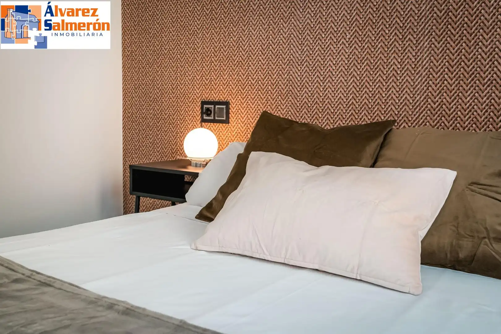 Bedroom of Flat for sale in Granada