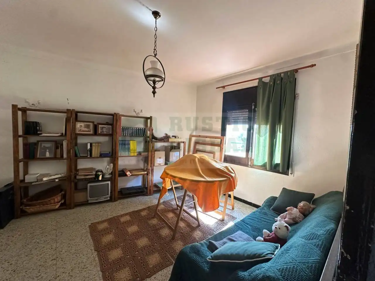 Sala d'estar de Finca rústica en venda en Garrigoles amb Terrassa
