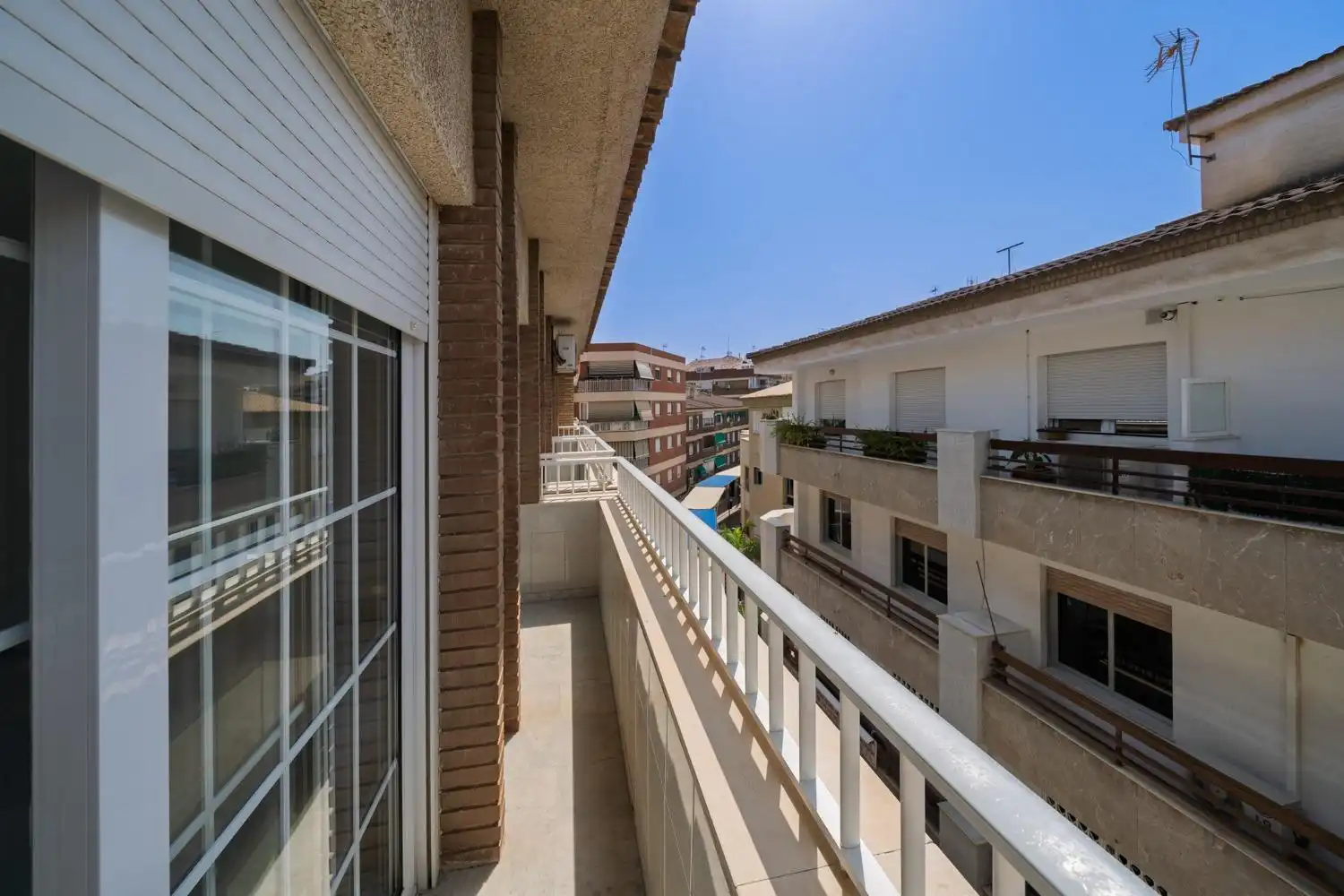 Vista exterior de Ático en venta en Motril con Aire acondicionado y Balcón
