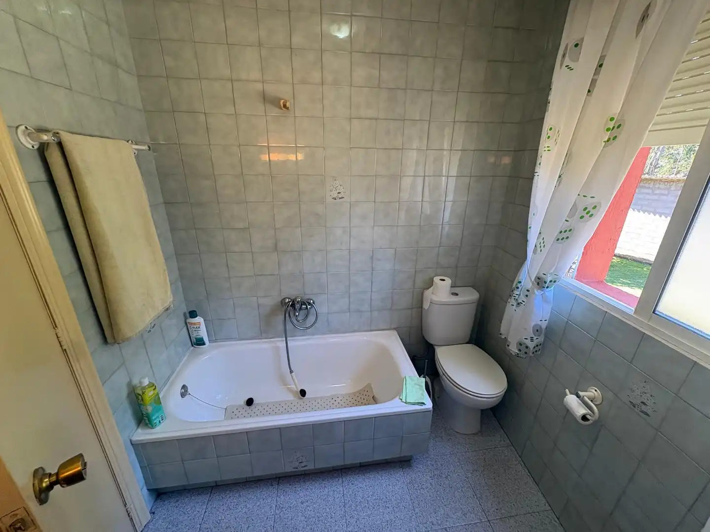 Baño de Casa o chalet en venta en Covelo con Jardín privado, Trastero y Amueblado