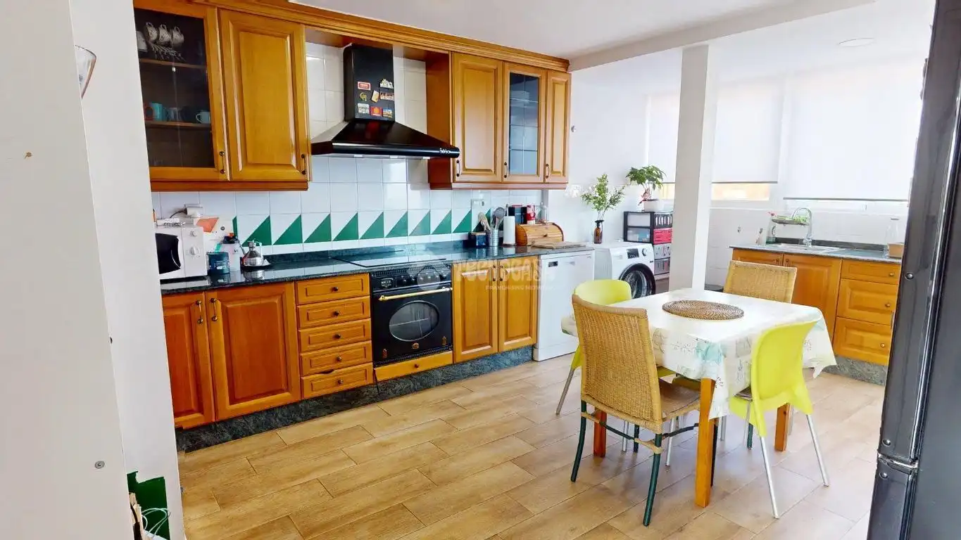 Cocina de Piso en venta en Valencia con Aire acondicionado, Calefacción y Balcón
