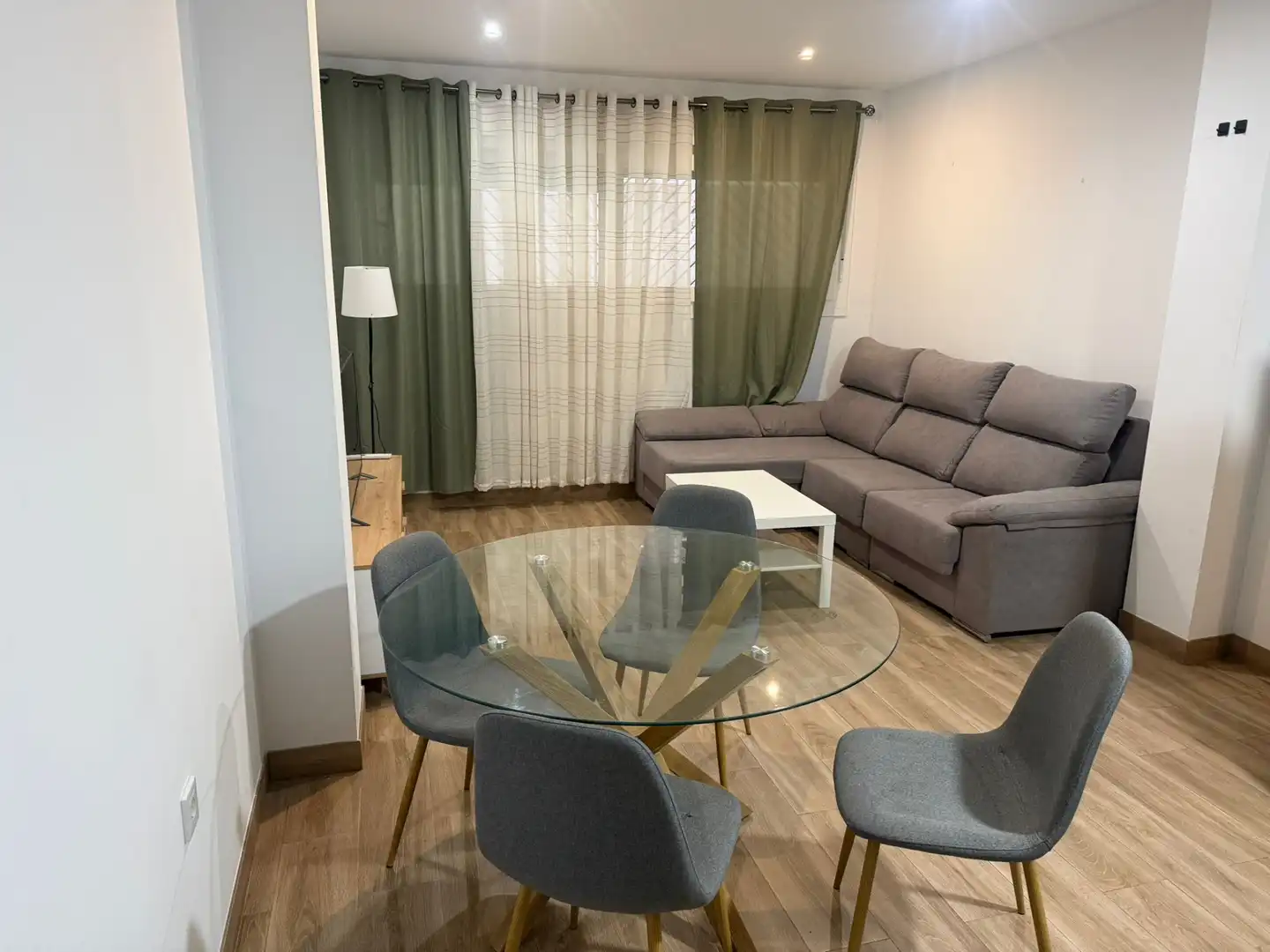 Apartamento de alquiler en Calle Escritor Gómez de Rivera, 4, Fátima - Levante