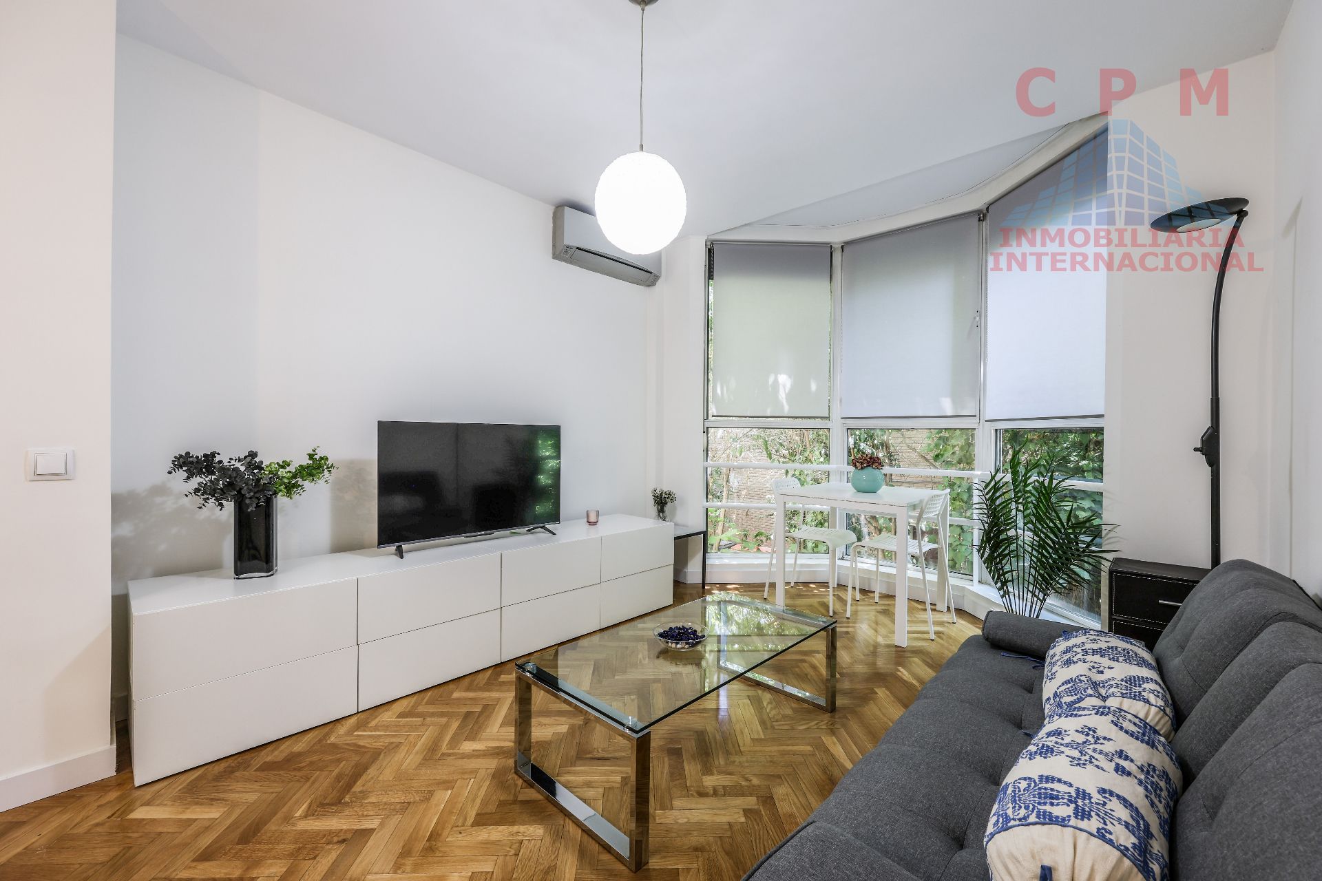 Sala de estar de Piso de alquiler en  Madrid Capital con Aire acondicionado, Calefacción y Parquet