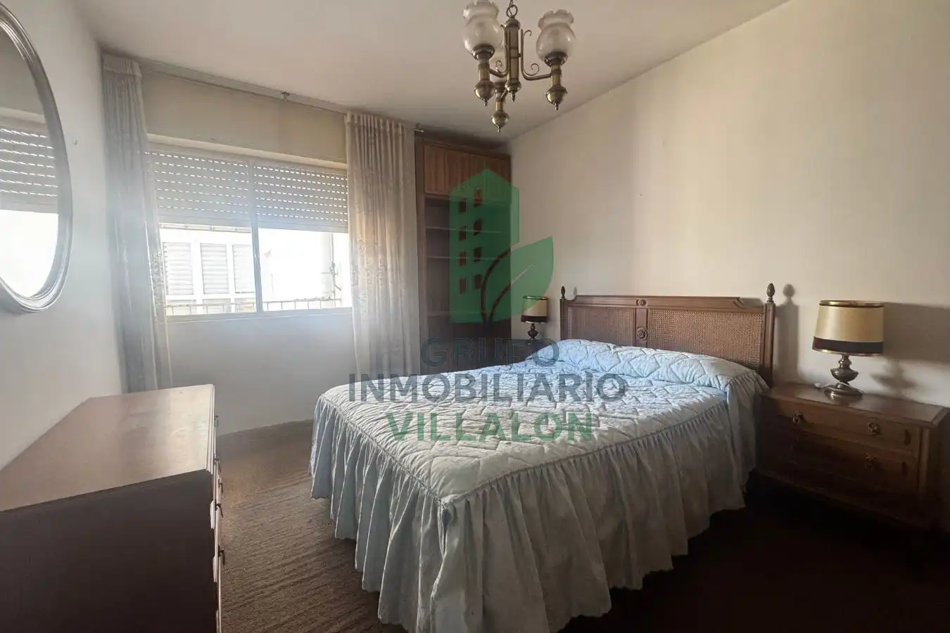 Dormitori de Pis en venda en León Capital  amb Calefacció i Terrassa