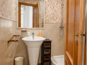 Badezimmer von Erdgeschoss zur Miete in Santa María del Camí
