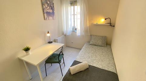 Photo 2 of Flat to share in Calle Valderrobres, 17, Canillejas, Madrid