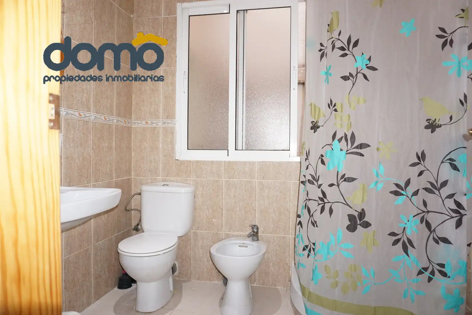 Badezimmer von Wohnung zur Miete in Granada mit Möbliert und Balkon
