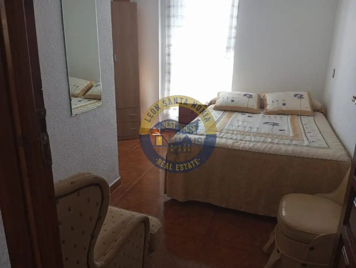 Bedroom of Houses for sale in Garrafe de Torío  with Heating, Parquet flooring and Terrace