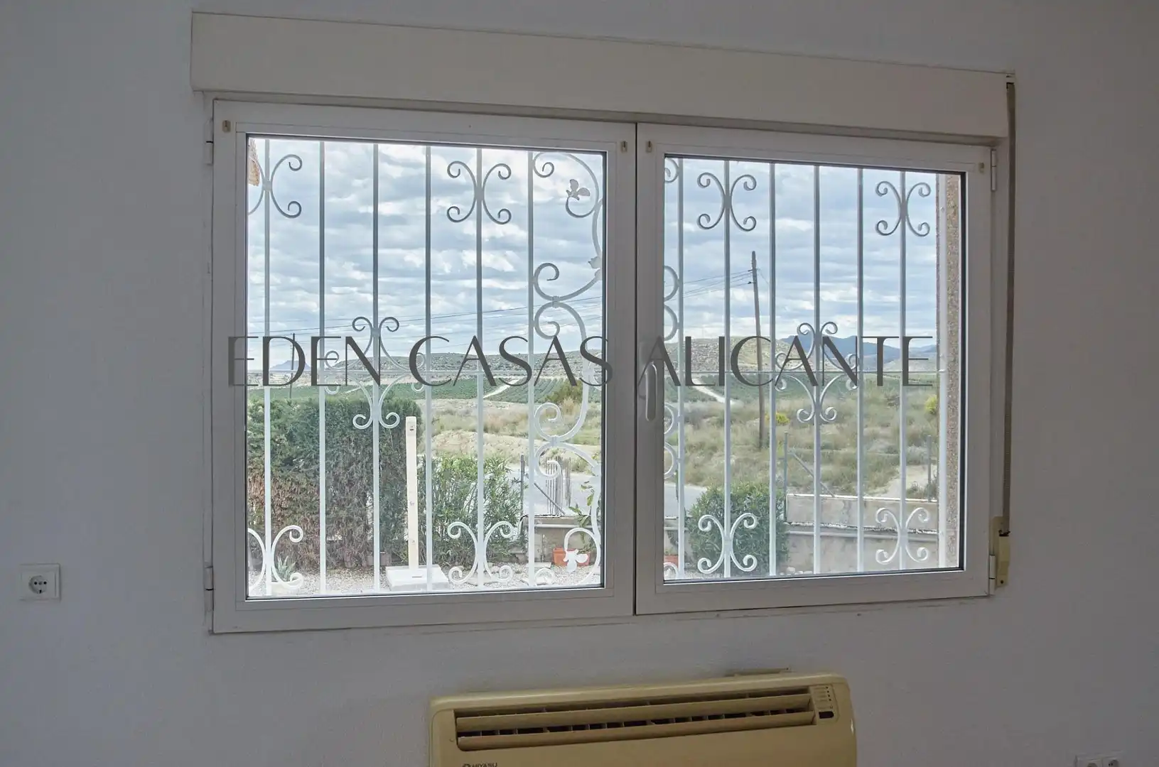 Detached house with pool for sale in Calle MIGJORN-UR LLANO PASTORES, imagen 9