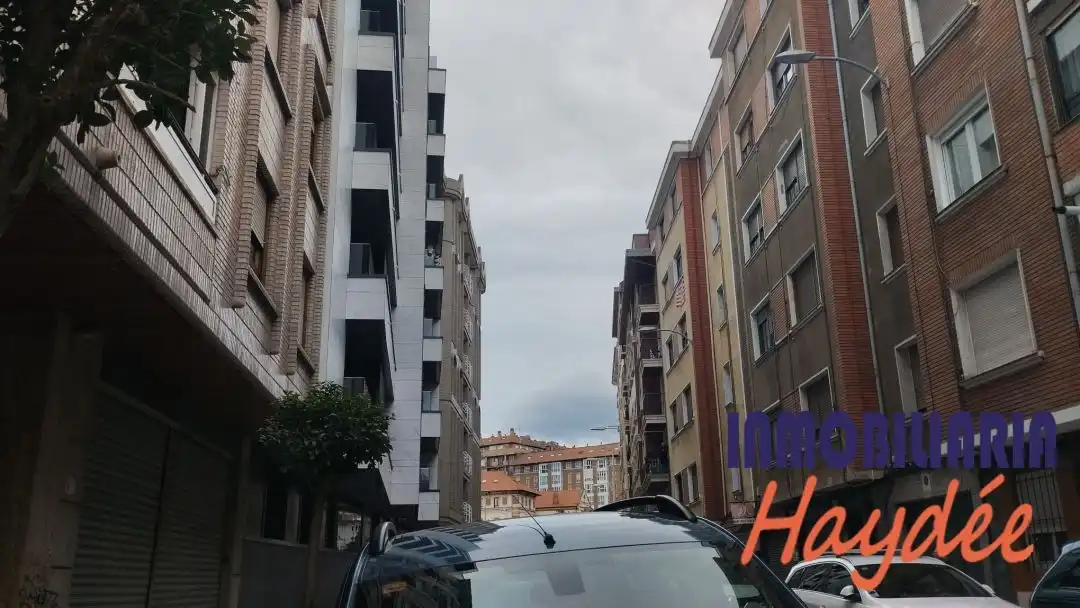 Piso con terraza en venta en Sor Natividad Homedes Kalea, imagen 64