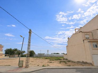 Terrenys i solars en venda a Carrer Molí