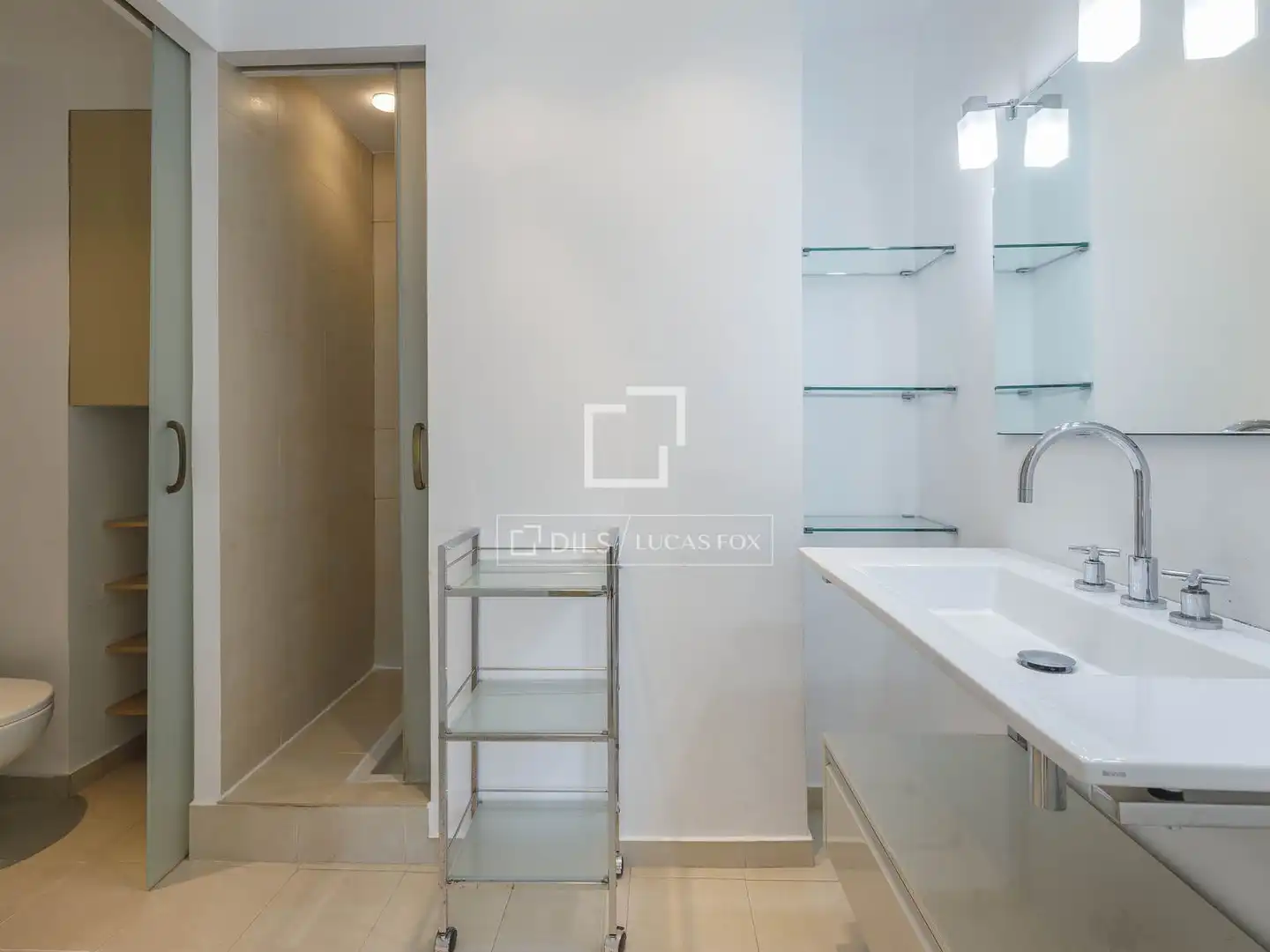 Baño de Piso de alquiler en Valencia con Aire acondicionado, Calefacción y Parquet