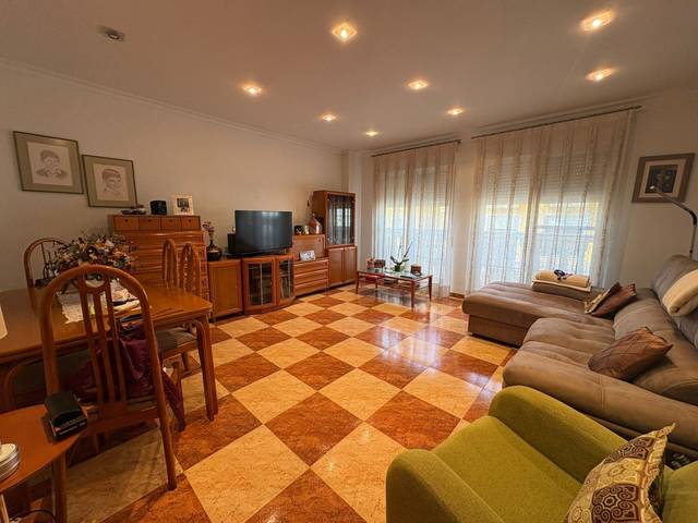 Casa-chalet en Venta en Sueca ciudad