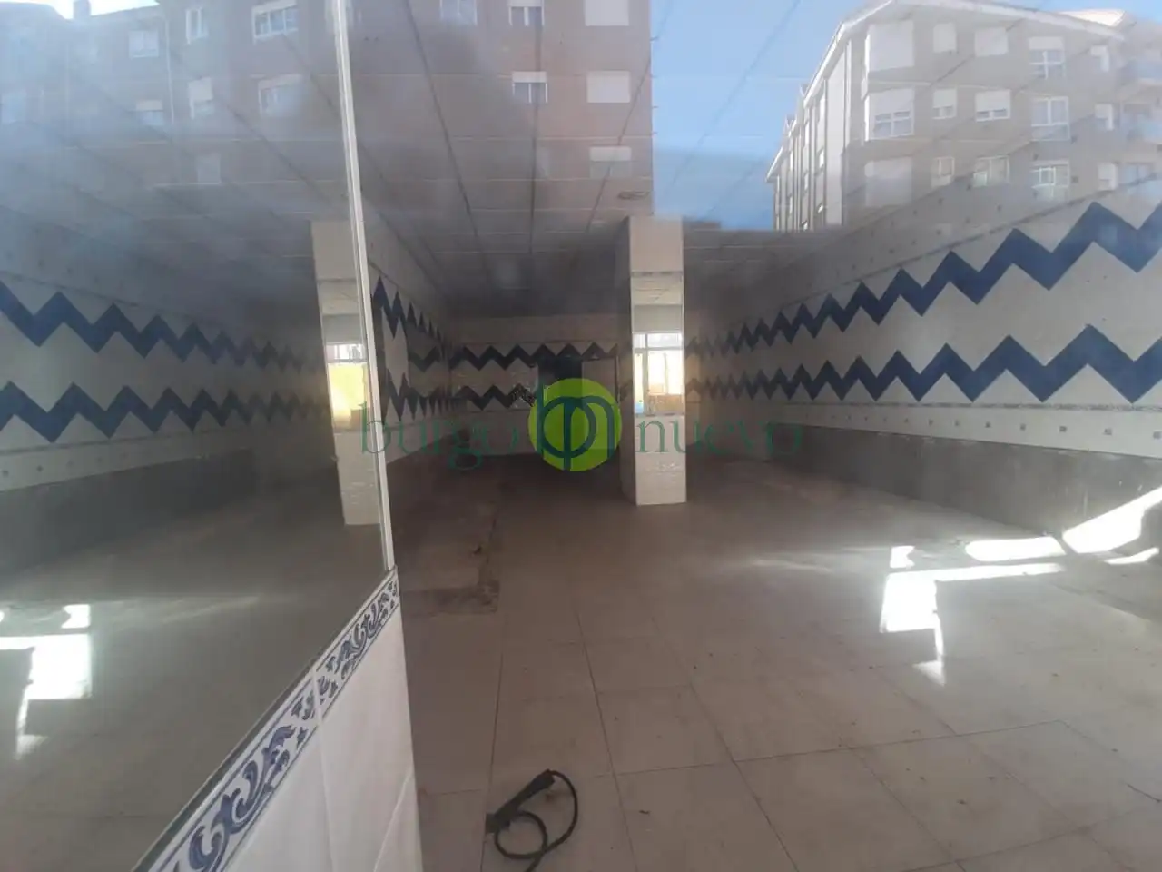 Local comercial en venda a Calle Azorin 24 - 26 Bajo 24009 Leon, imagen 2