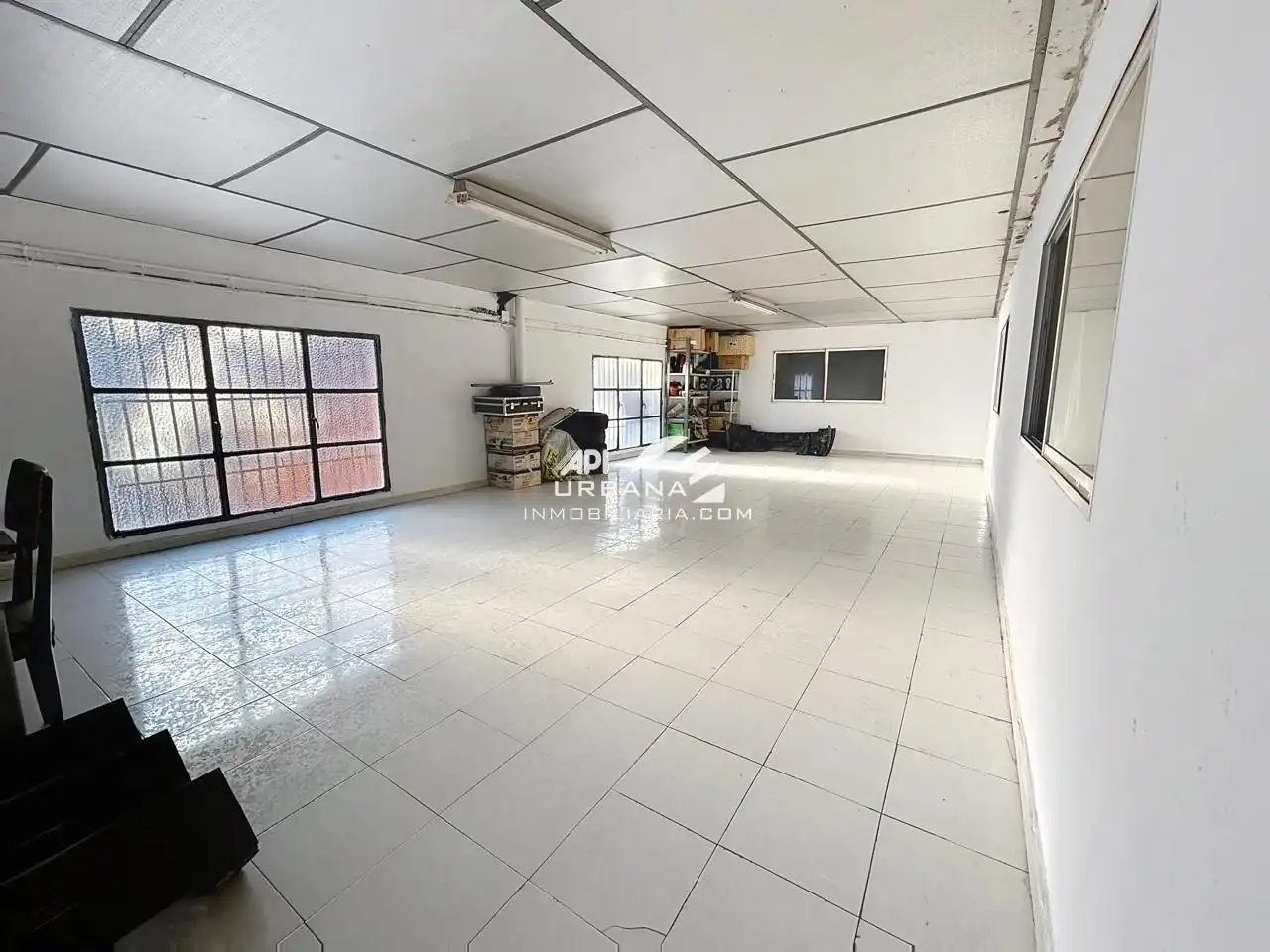 Nave industrial de alquiler en Lucena