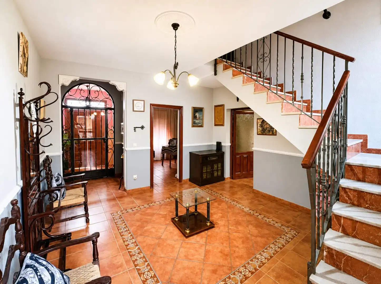 Houses for sale in Arjonilla  with Community pool