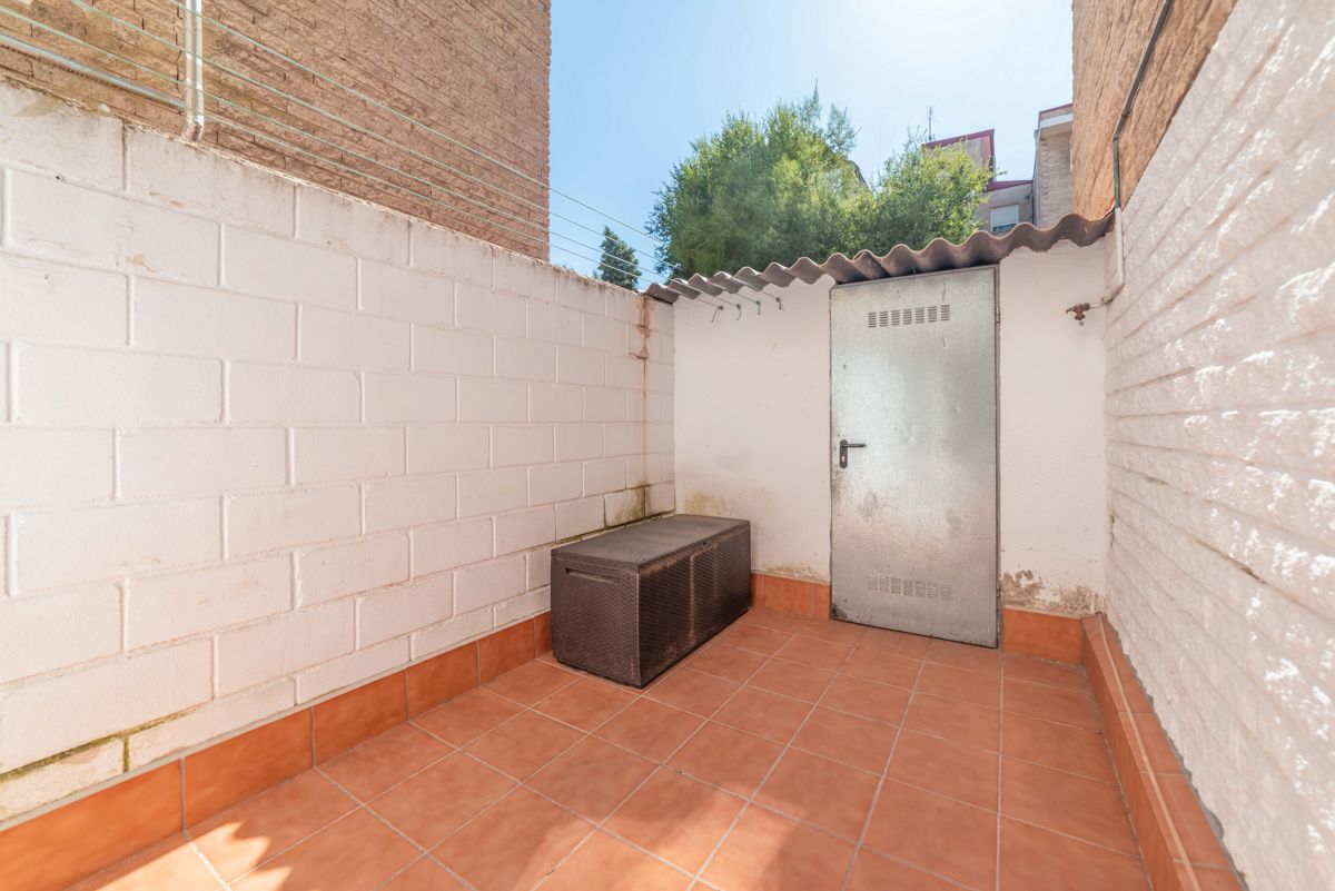 Garden of Flat for sale in Pinto  with Air Conditioner, Heating and Parquet flooring