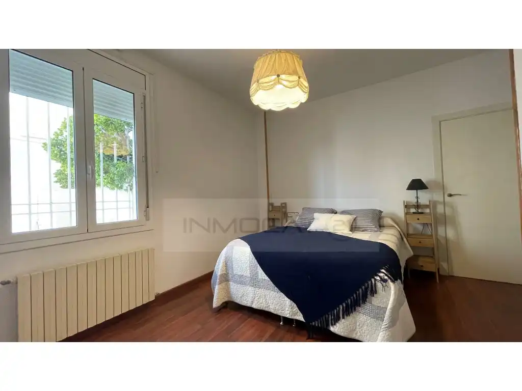 Schlafzimmer von Einfamilien-Reihenhaus zum Verkauf in Sitges mit Heizung, Terrasse und Möbliert