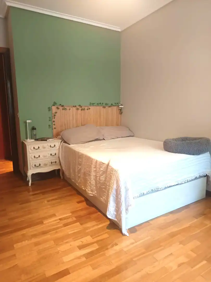 Habitación de Piso en venta en  Logroño con Amueblado