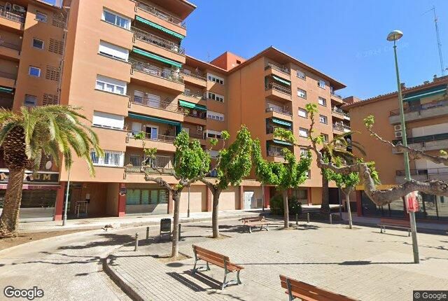 Vista exterior de Piso en venta en Figueres
