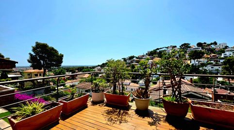 Preciosa casa de diseño coon vistas mar y montaña en Montemar cerca del centro