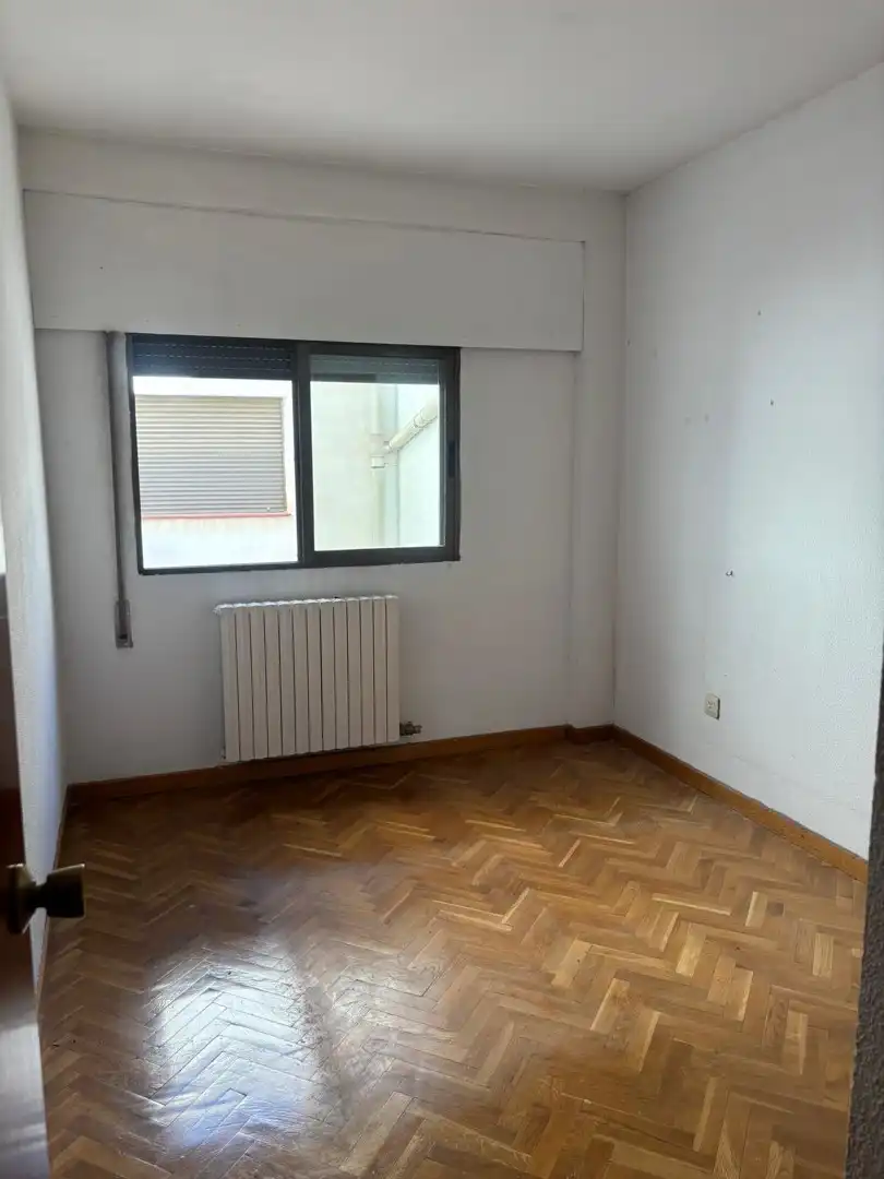 Habitación de Dúplex en venta en Zaragoza