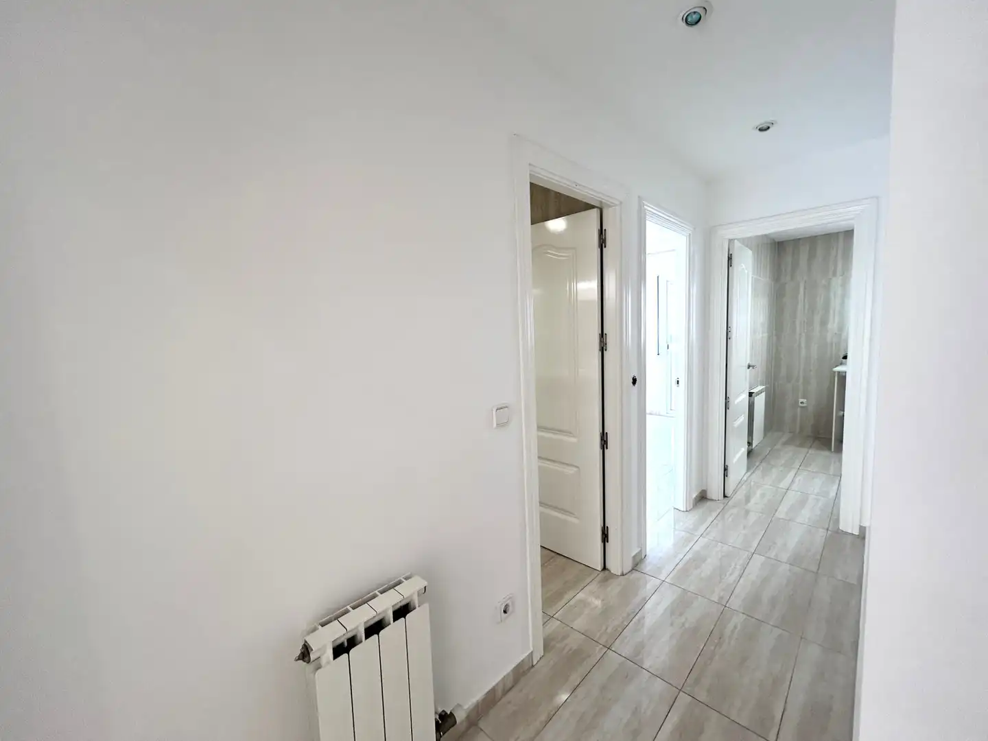 Maisonette zum Verkauf in Calella mit Klimaanlage, Heizung und Balkon