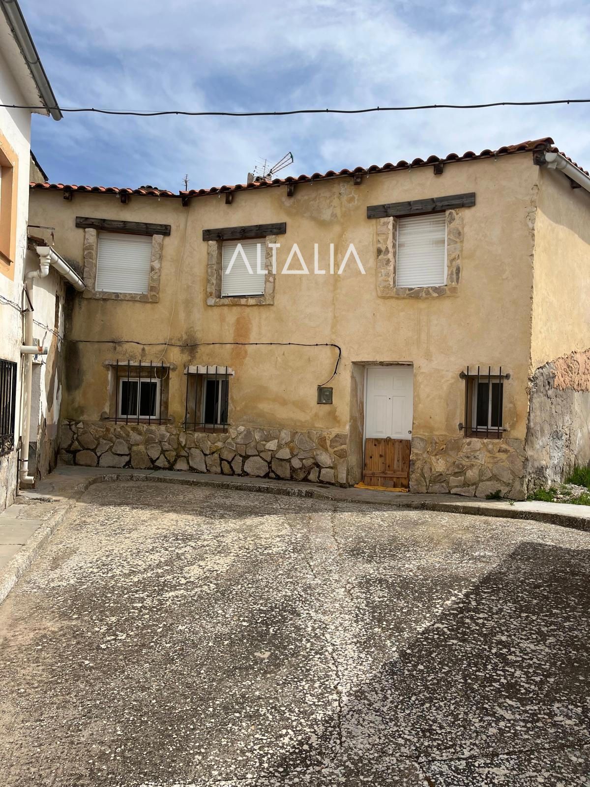 Houses for sale in Calvario, Villanueva de Guadamejud