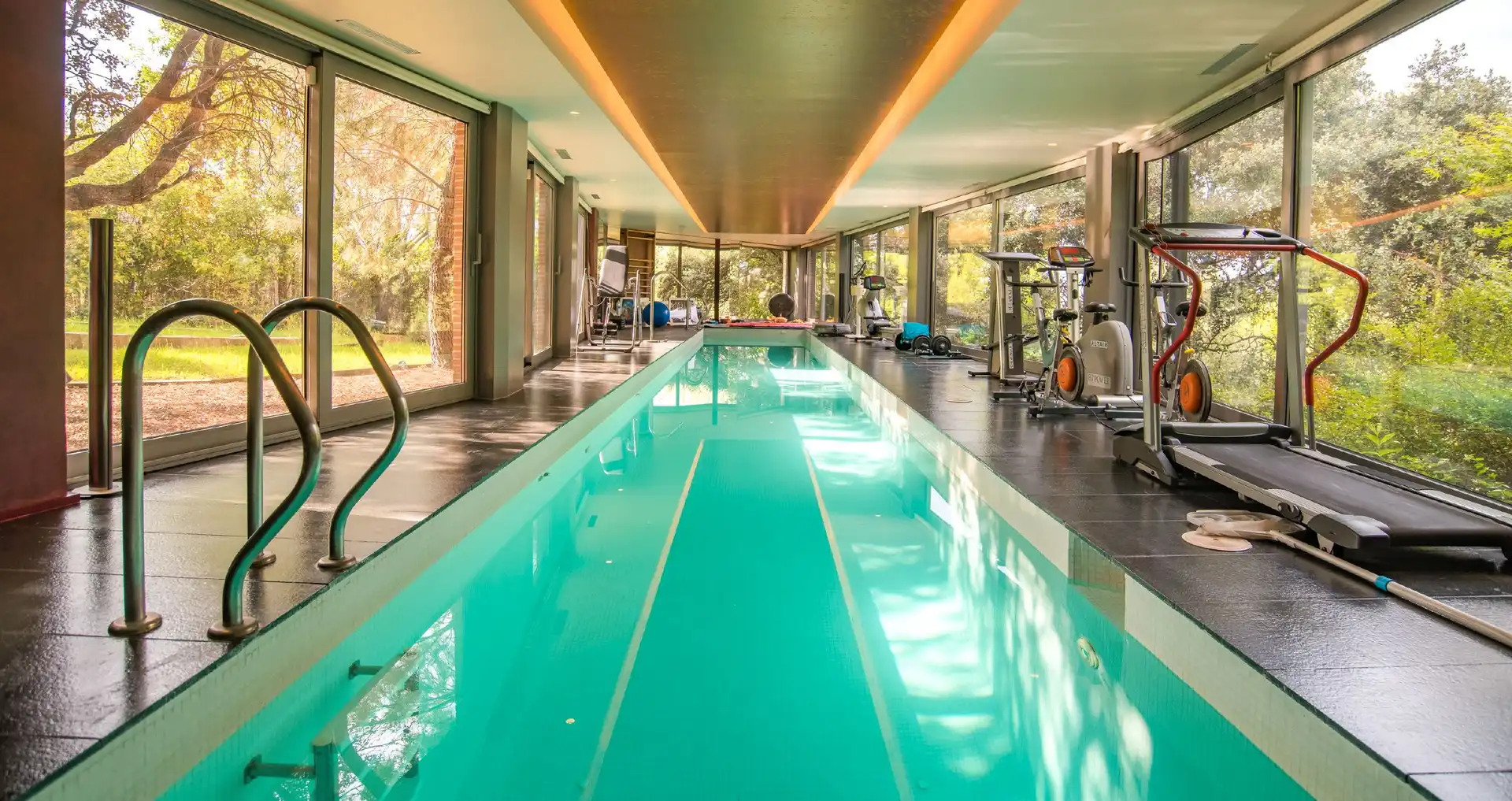 Piscina de Casa o chalet de alquiler en Ciudalcampo con Aire acondicionado, Calefacción y Jardín privado