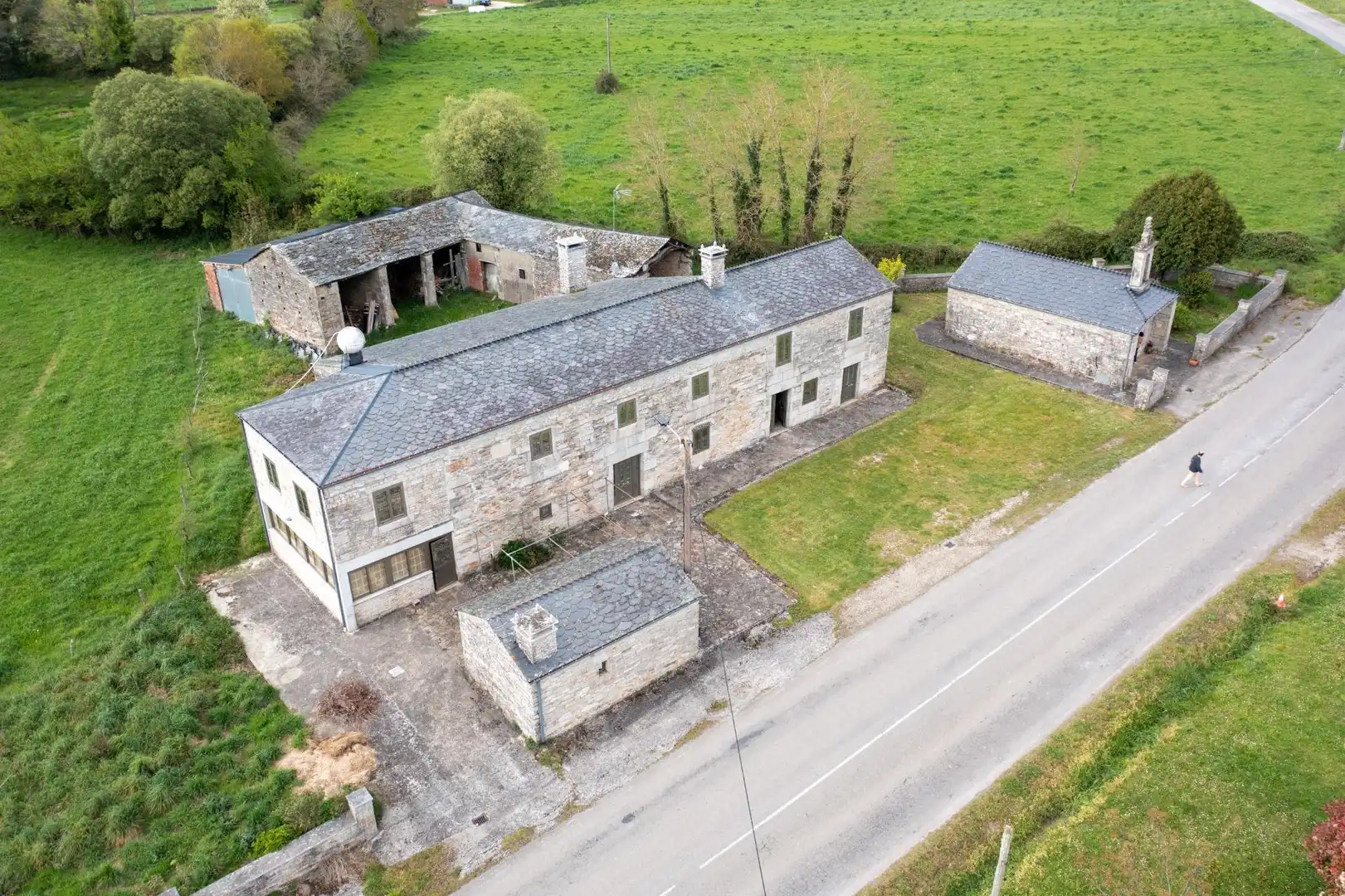 Casa rústica amb jardí en venda a Vilalba, imagen 3