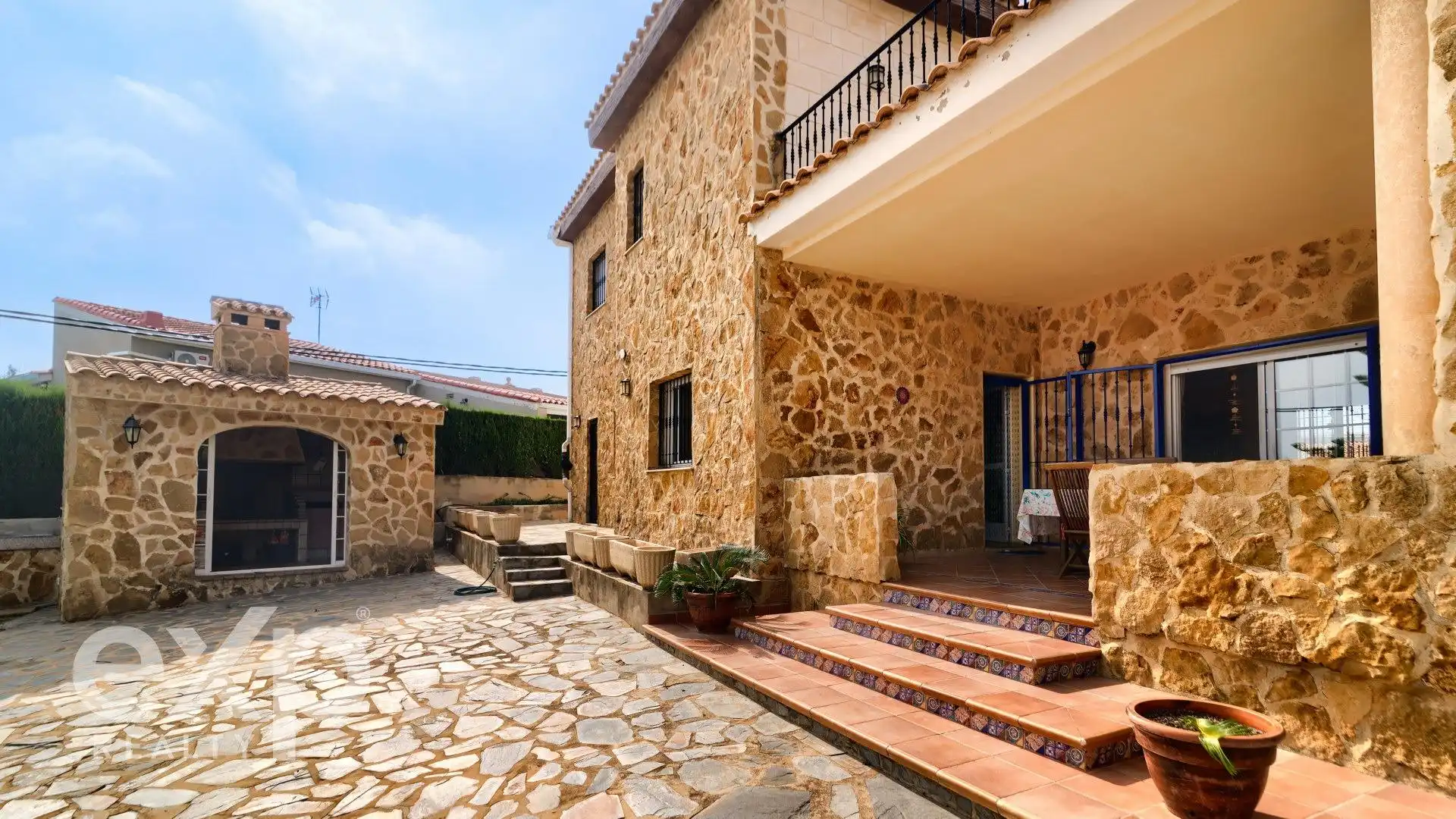 Villa con terrazza in vendita a Calle LOS LAGOS, imagen 6