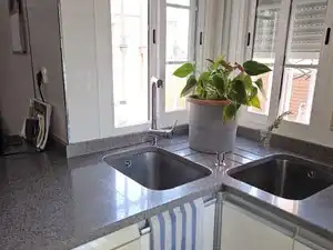 Cocina de Casa adosada en venta en Coslada con Aire acondicionado, Calefacción y Jardín privado