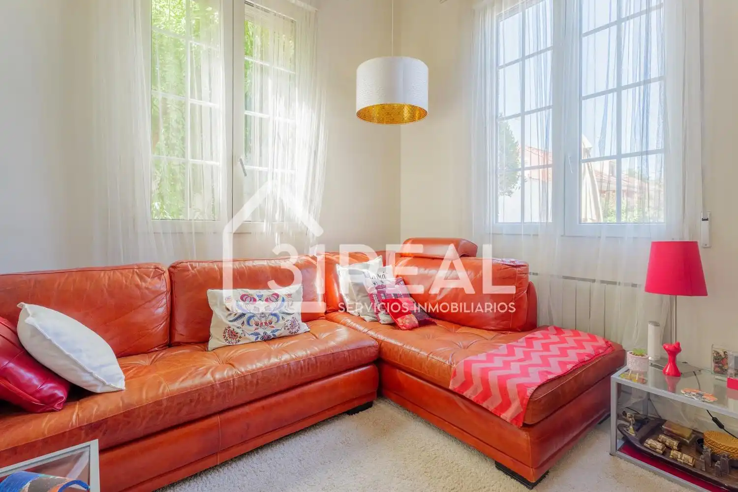Sala de estar de Casa o chalet en venta en Madrid con Aire acondicionado, Calefacción y Jardín privado