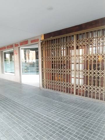 Local comercial en Venta en Avenida Castilla en Santo Domingo - La Estación