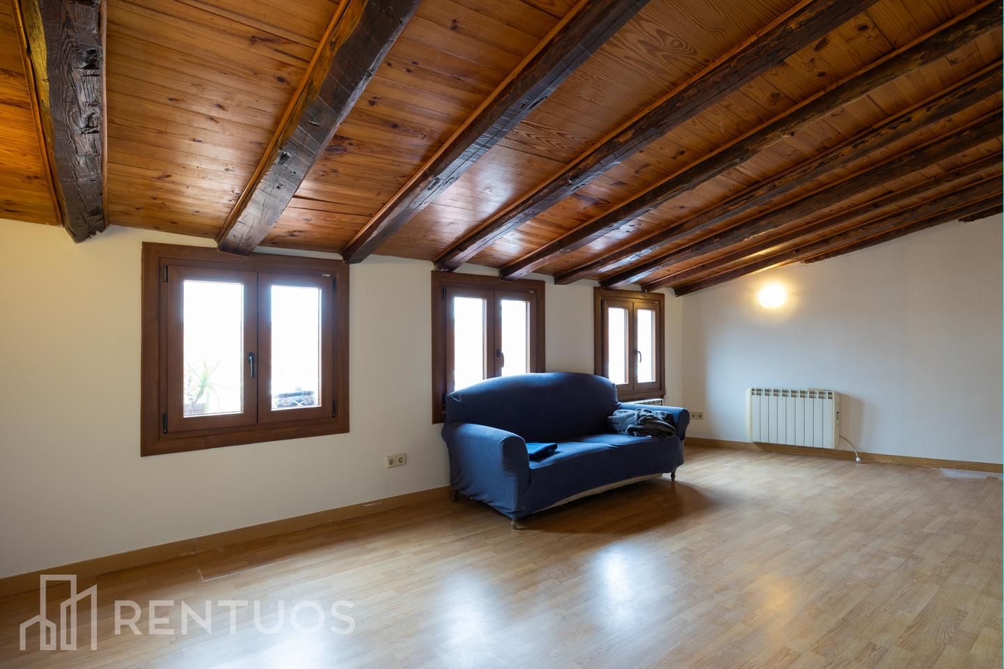 Wohnzimmer von Maisonette zur Miete in  Madrid Capital mit Klimaanlage und Heizung