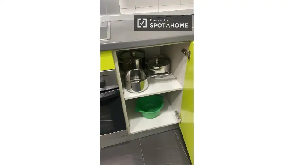 Kitchen of Flat for rent in Madrid  with Air Conditioner, Heating and Furnished
