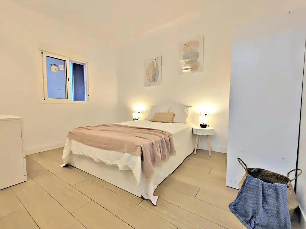 Habitación de Piso en venta en Barcelona con Aire acondicionado, Calefacción y Terraza
