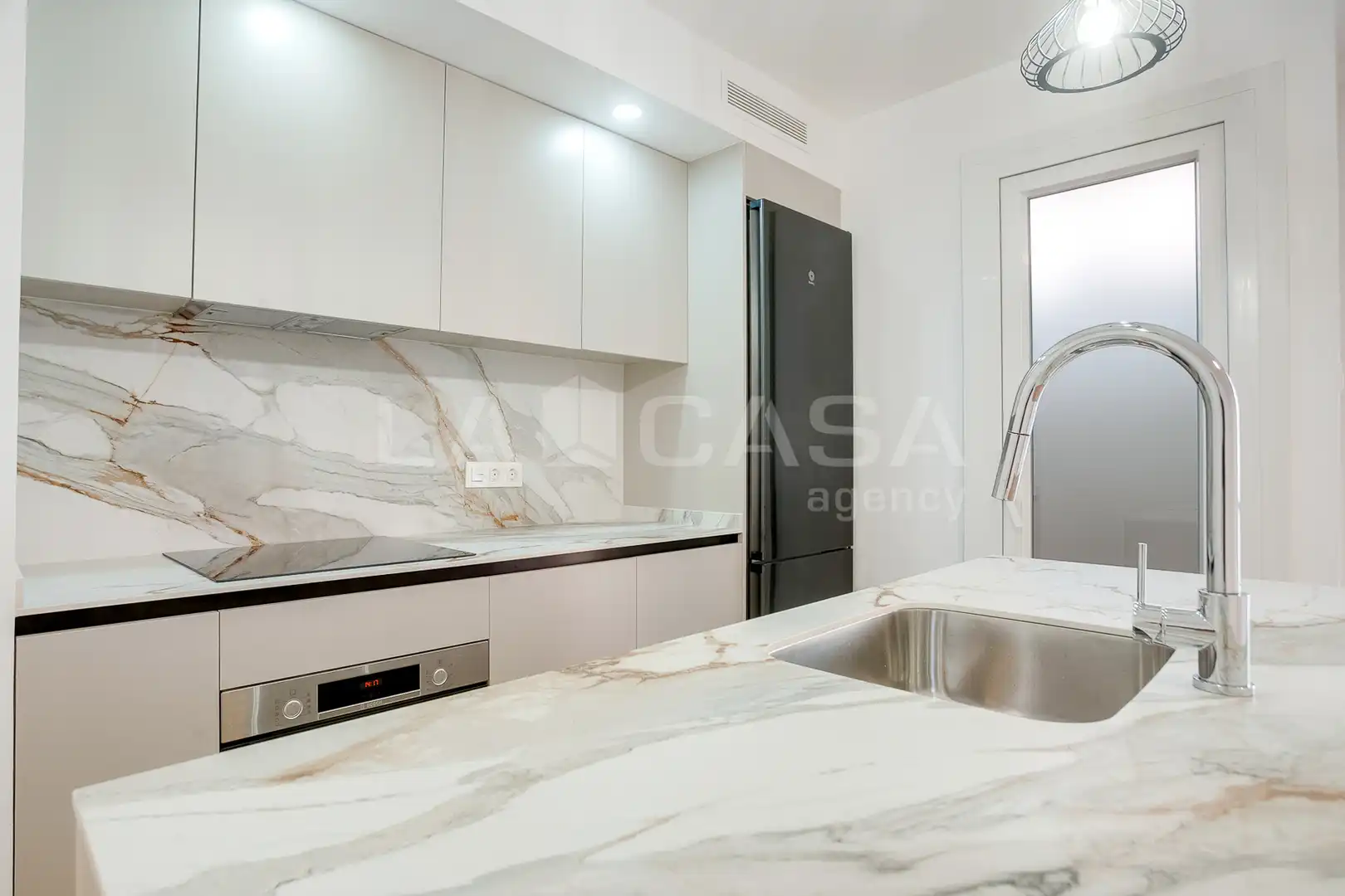 Cocina de Piso en venta en Barcelona con Calefacción