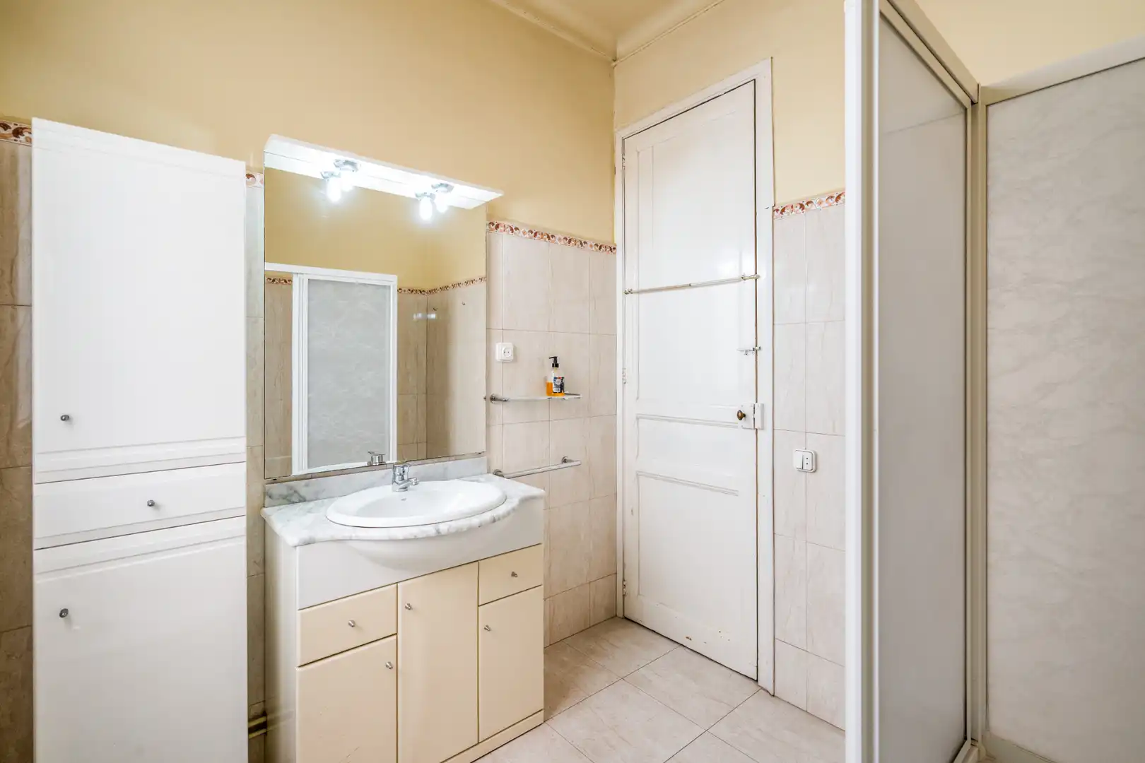 Baño de Piso en venta en Barcelona con Balcón
