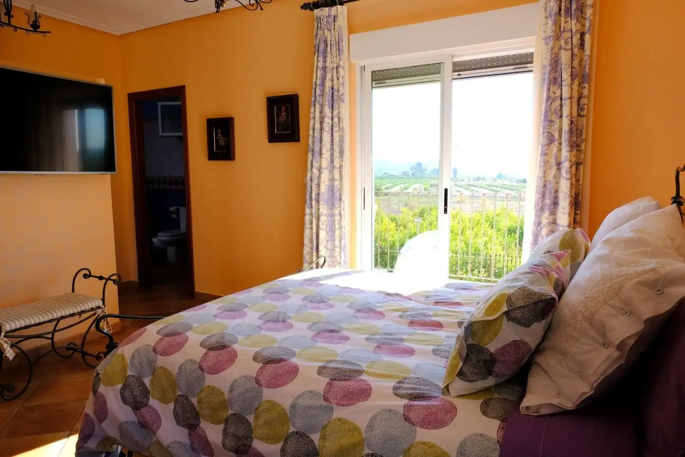 Dormitori de Finca rústica en venda en Orihuela amb Calefacció, Jardí privat i Terrassa